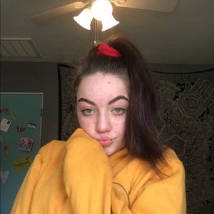 Meet your Posher, Elle